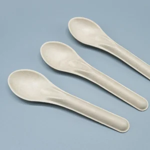 Biologisch abbaubares kompostierbares Zuckerrohr Bagasse Papierbesteck Faserstoff Gabel Messer Löffel Besteck