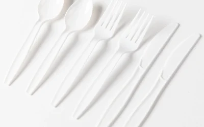 How Many Disposable Plates for 50 Guests? An Expert’s 2025 Data-Backed Checklist